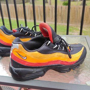 Nike 95 Black/Cosmic Clay/Kumquat/White